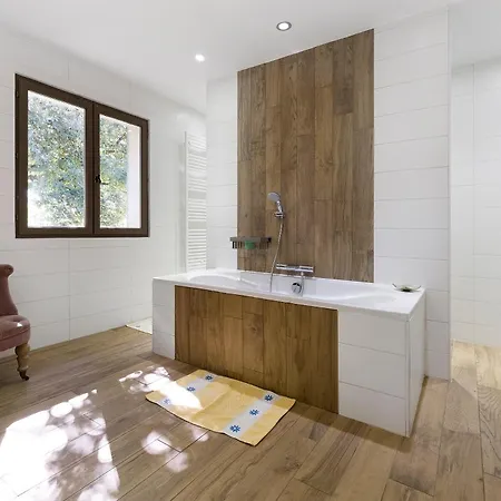 La Maison De Valerie Avec Piscine Vakantiehuis *
